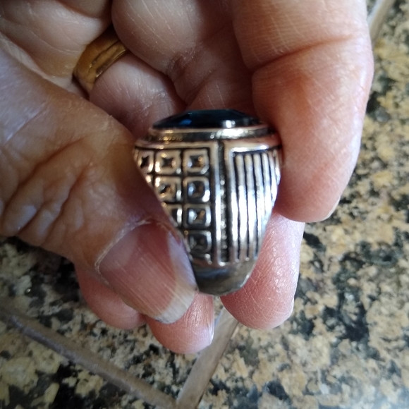 NWT LONDON BLUE TOPAZ MEN'S RING - Picture 3 of 7